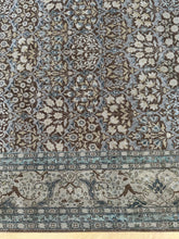Load image into Gallery viewer, Vintage Hereke 7’5” x 12’2”