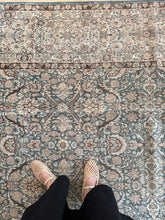 Load image into Gallery viewer, Vintage Doroksh 9’6” x 13’7”