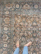 Load image into Gallery viewer, Vintage Tabriz 9’4” x 12’8”