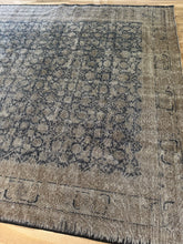 Load image into Gallery viewer, Antique Isparta 8’ x 10’3”