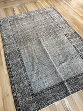 Load image into Gallery viewer, Antique Malayer 4’8” x 6’6”