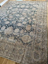 Load image into Gallery viewer, Antique Mahal 8’11” x 11’7”