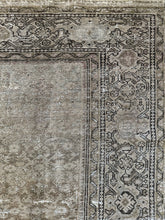 Load image into Gallery viewer, Antique Malayer 5’ x 9’5”