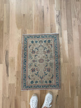 Load image into Gallery viewer, Vintage Oushak 1’10” x 2’7”