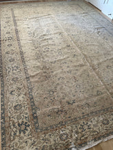 Load image into Gallery viewer, Vintage Kayseri 8’10” x 12’4”