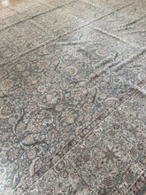 Load image into Gallery viewer, Vintage Doroksh 9’6” x 13’7”