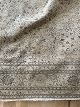 Load image into Gallery viewer, Vintage Kayseri 7’11” x 11’8”
