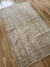 Load image into Gallery viewer, Vintage Turkish 3’11” x 6’9”