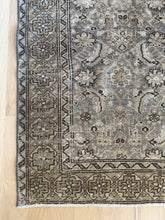 Load image into Gallery viewer, Antique Malayer 4’2” x 6’3”