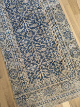 Load image into Gallery viewer, Vintage Turkish 3’4” x 10’1”