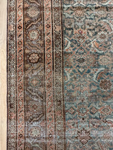 Load image into Gallery viewer, Antique Mahal 4’9” x 9’5”
