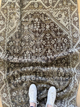 Load image into Gallery viewer, Vintage Mahal 3’3” x 10’2”