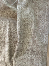 Load image into Gallery viewer, Vintage Kayseri 6’6” x 9’6”