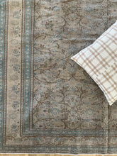 Load image into Gallery viewer, Vintage Kayseri 7’4” x 11’1”