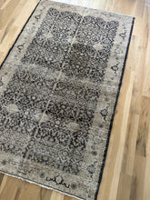 Load image into Gallery viewer, Vintage Burdur 3’7” x 5’10”