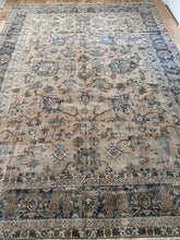 Load image into Gallery viewer, Vintage Turkish 8’5” x 11’10”