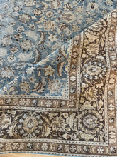 Load image into Gallery viewer, Vintage Doroksh 10’ x 12’10”