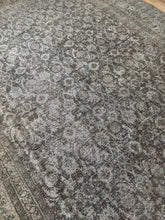 Load image into Gallery viewer, Antique Tabriz 7’8” x 10’10”
