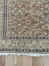 Load image into Gallery viewer, {ON HOLD} Vintage Kayseri 4’ x 5’8”