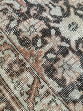 Load image into Gallery viewer, Antique Oushak 8’6” x 12’1”