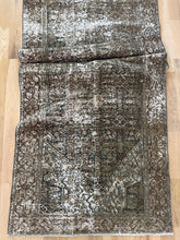 Load image into Gallery viewer, Antique Malayer 3’ x 9’10”
