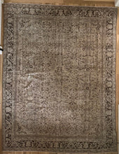 Load image into Gallery viewer, Antique Mahal 9’3” x 12’