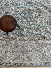 Load image into Gallery viewer, Vintage Doroksh 9’6” x 13’7”