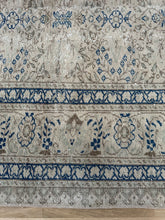Load image into Gallery viewer, Vintage Kayseri 8’ x 11’5”