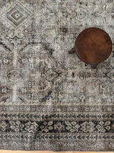 Load image into Gallery viewer, Antique Mahal 7’6” x 10’4”