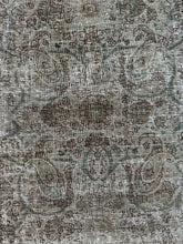 Load image into Gallery viewer, Antique Tabriz 8’2” x 11’5”