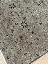 Load image into Gallery viewer, Antique Tabriz 2’7” x 4’4”