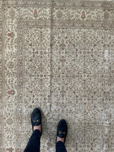 Load image into Gallery viewer, Vintage Kayseri 6’7” x 9’3”