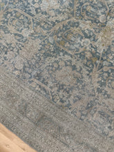 Load image into Gallery viewer, Antique Tabriz 7’10” x 11’