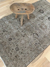 Load image into Gallery viewer, Antique Tabriz 2’7” x 4’4”