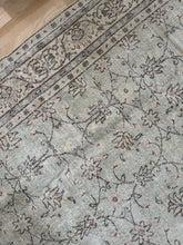 Load image into Gallery viewer, Vintage Turkish 8’ x 11’6”