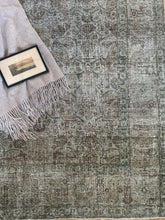 Load image into Gallery viewer, Antique Tabriz 8’2” x 11’5”