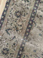 Load image into Gallery viewer, Vintage Kayseri 8’10” x 12’4”