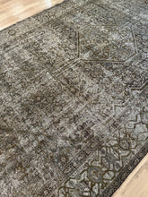 Load image into Gallery viewer, Antique Malayer 7’3” x 12’4”