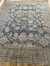 Load image into Gallery viewer, Antique Mahal 8’11” x 11’7”