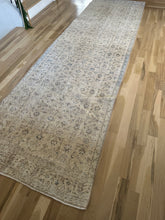 Load image into Gallery viewer, Vintage Turkish 3’11” x 12’7”