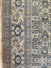 Load image into Gallery viewer, Vintage Kayseri 7’3” x 10’7”