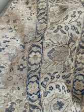 Load image into Gallery viewer, Vintage Kayseri 7’8” x 10’9”