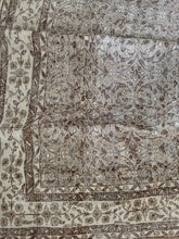 Load image into Gallery viewer, Vintage Turkish 7’1” x 10’3”