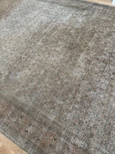 Load image into Gallery viewer, Antique Tabriz 8’1” x 11’7”