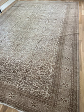 Load image into Gallery viewer, {ON HOLD} Vintage Kayseri 8’2” x 11’9”