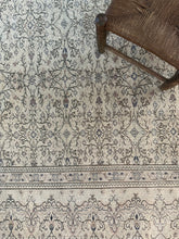 Load image into Gallery viewer, Vintage Kayseri 9’6” x 14’4”