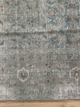 Load image into Gallery viewer, Vintage Tabriz 7’ x 10’5”
