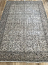 Load image into Gallery viewer, Vintage Kayseri 6’5” x 9’1”