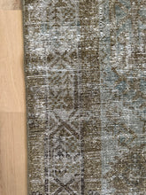 Load image into Gallery viewer, Antique Malayer 4’3” x 6’3”