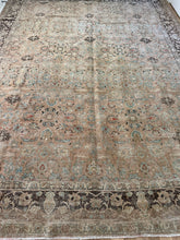 Load image into Gallery viewer, Vintage Doroksh 9’9” x 12’11”